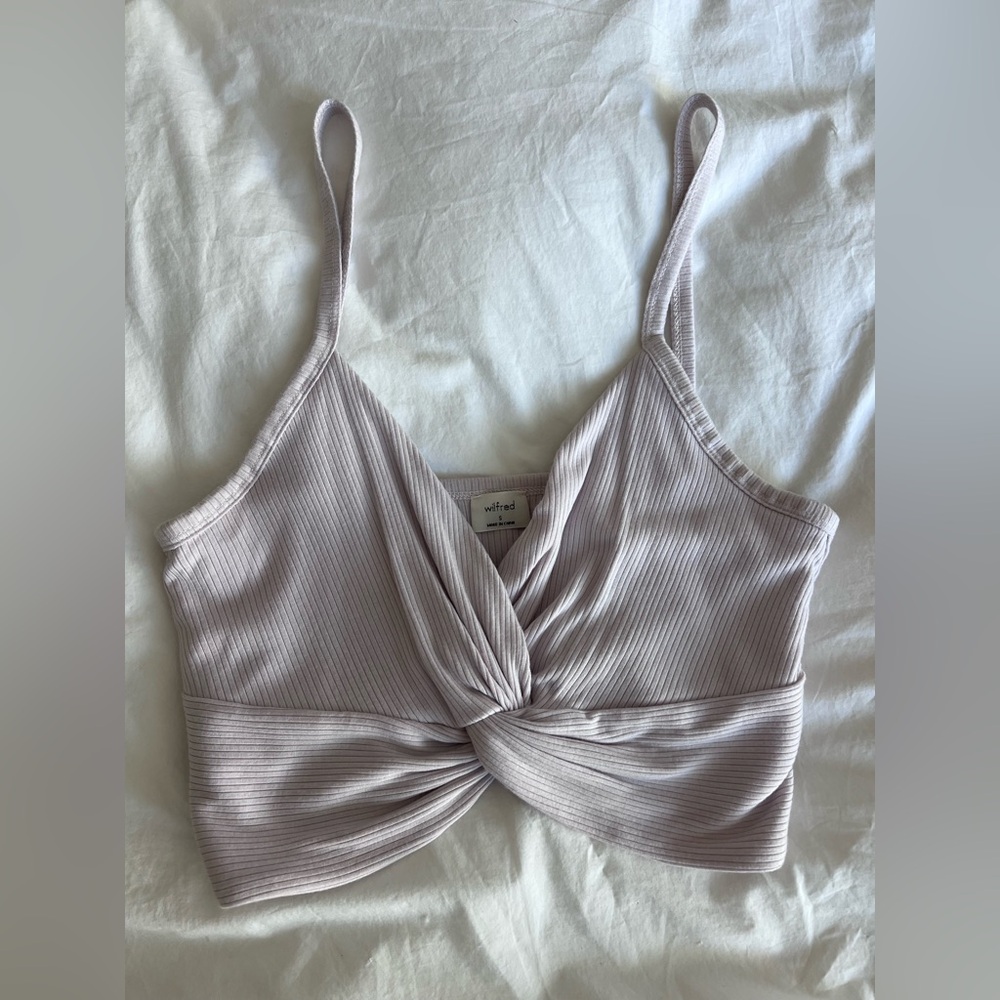 Aritzia lilac crop